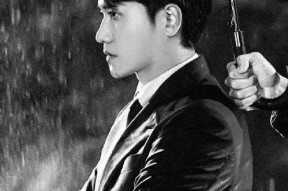 彭冠英蔡文静娱乐吃瓜,甜蜜互动引网友热议